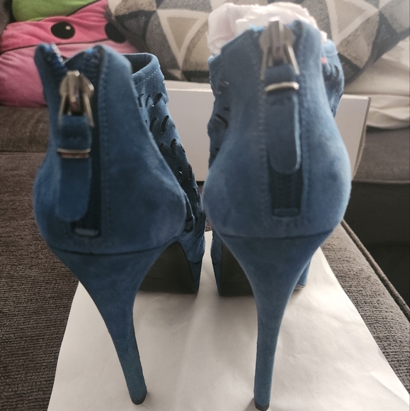 Electric Blue Suede Stilettos - Picture 3 of 4